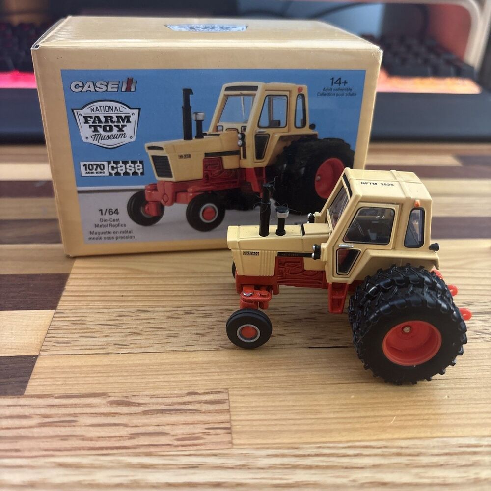 2025 ERTL 1:64 Case 1070 W/Duals NFTM Show Tractor Diecast NEW!!